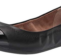 Amazon Essentials Women’s Cap Toe Ballet Flat, Black, 8.5