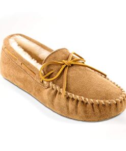 Minnetonka Men’s Sheepskin Softsole Moccasin Golden Tan Size 11 US