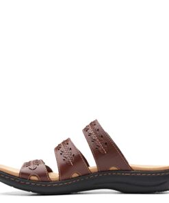 Clarks Collection Women’s Laurieann Cove flats-sandals, Dark Tan Leather, 8 Medium US